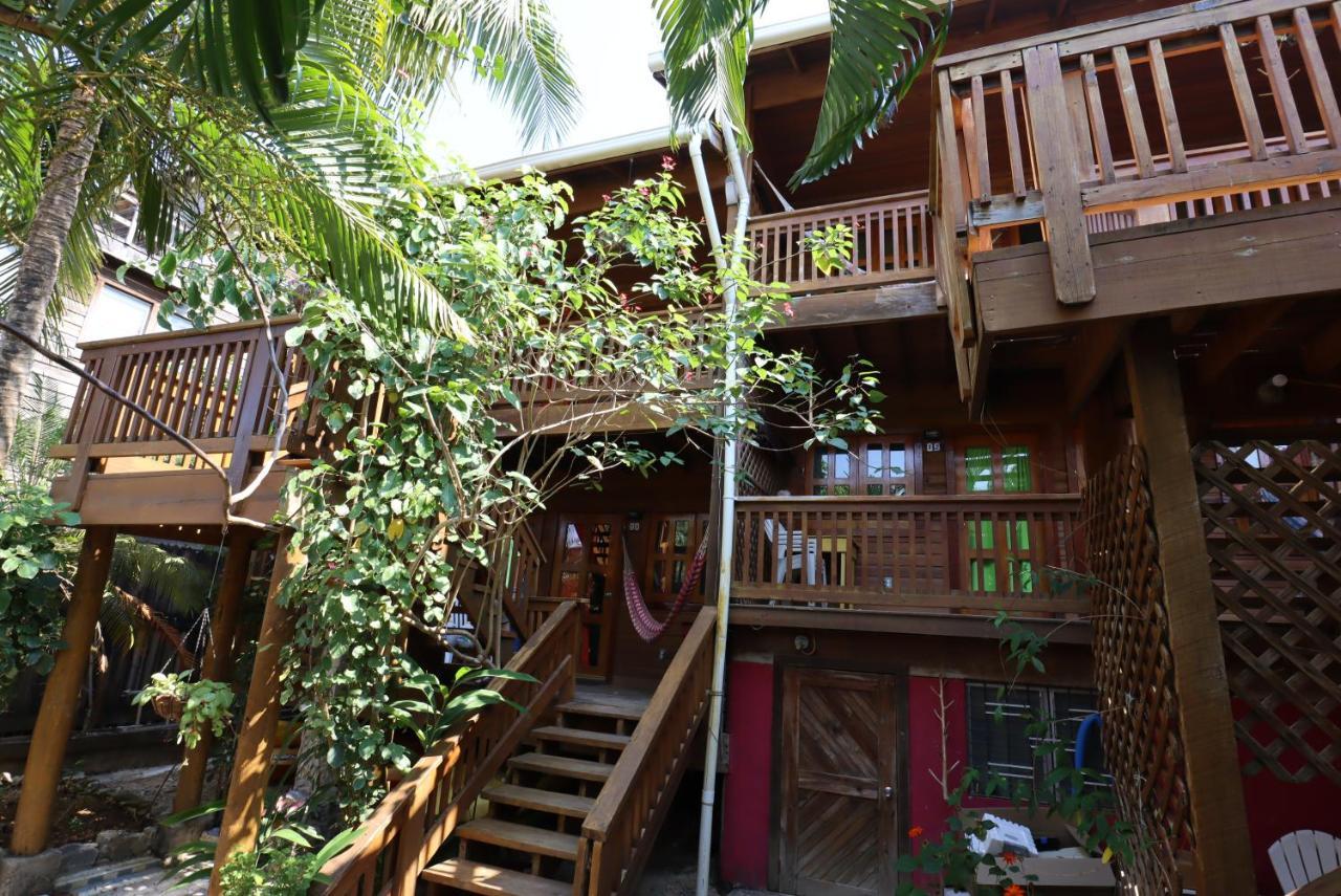 Seabreeze Inn West End Zewnętrze zdjęcie