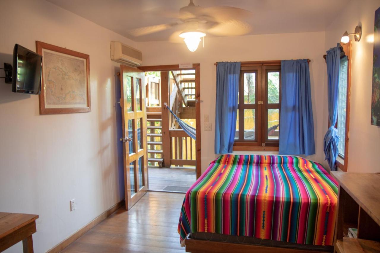 Seabreeze Inn West End Zewnętrze zdjęcie